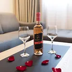 Compliment Апартаменти *