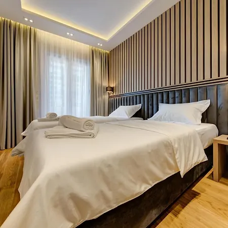 アパート Compliment