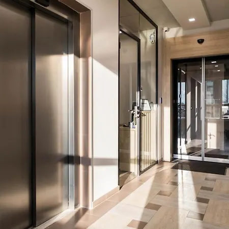 Compliment * ポドゴリツァ