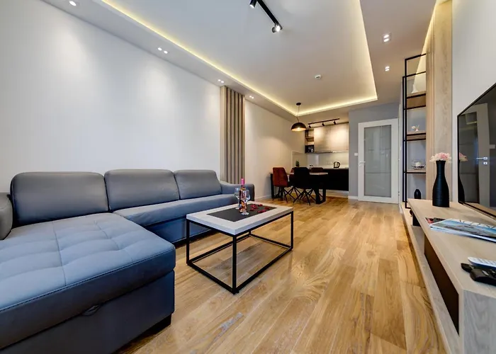 Compliment * بودغوريتْسا