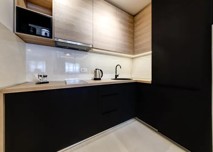 Compliment Apartment